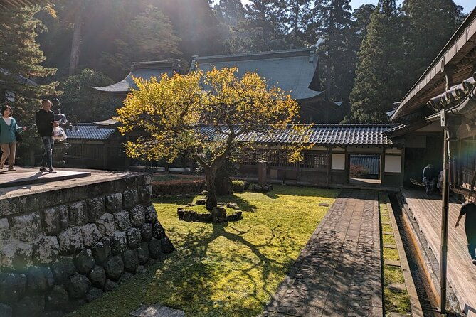 full-day-tour-eiheiji-buddhist-temple-and-fukui-city-castle-town