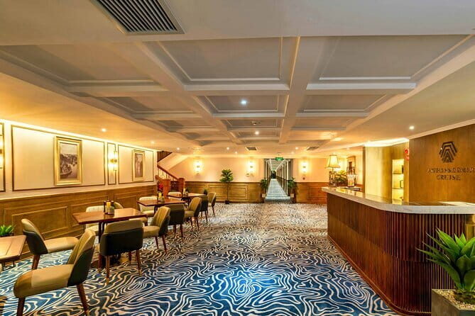 Full day Tour Explore Halong Bay - The Sum Up