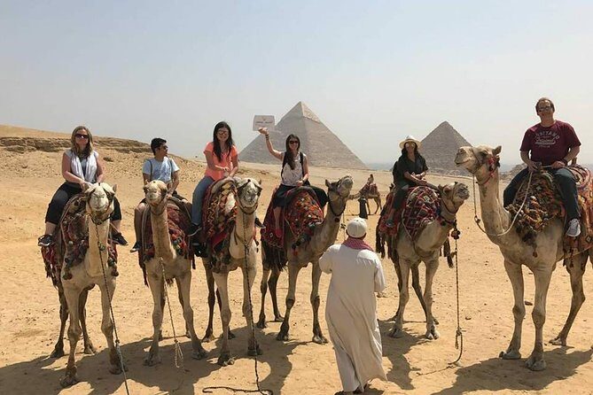 Full-day tour Giza pyramids and Egyptian Museum and bazaar, camel ride, Lunch - Who Will Enjoy This Tour?