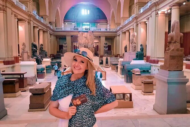 Full Day Tour Giza Pyramids, Sphinx and Egyptian Museum &Felucca - FAQ
