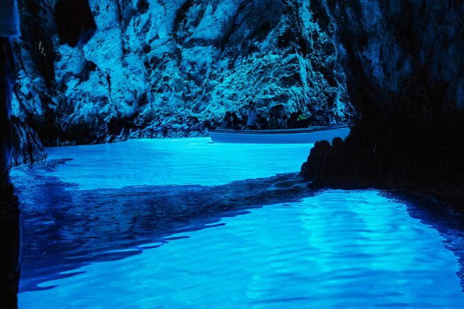full-day-tour-in-blue-cave-and-5-islands-all-included