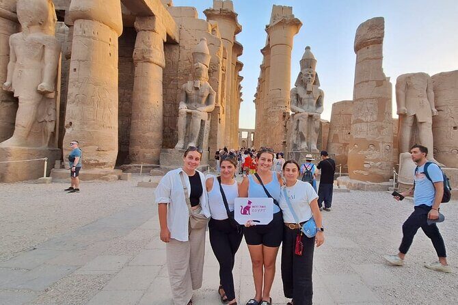 Full-Day Tour in Luxor with Hot air Balloon - The Experience: Hot Air Balloon Ride Over Luxor at Dawn