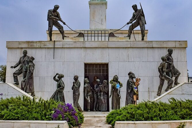 full-day-tour-in-nicosia-split-in-two-2