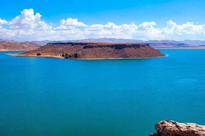 full-day-tour-in-puno-to-sillustani-lampa-and-pukara