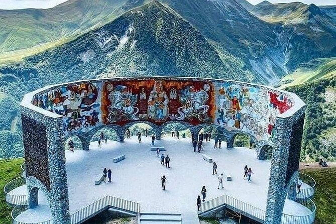 full-day-tour-in-tbilisi-anauri-gudauri-and-kazbegi