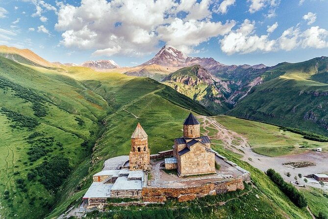 full-day-tour-in-tbilisi-anauri-gudauri-and-kazbegi