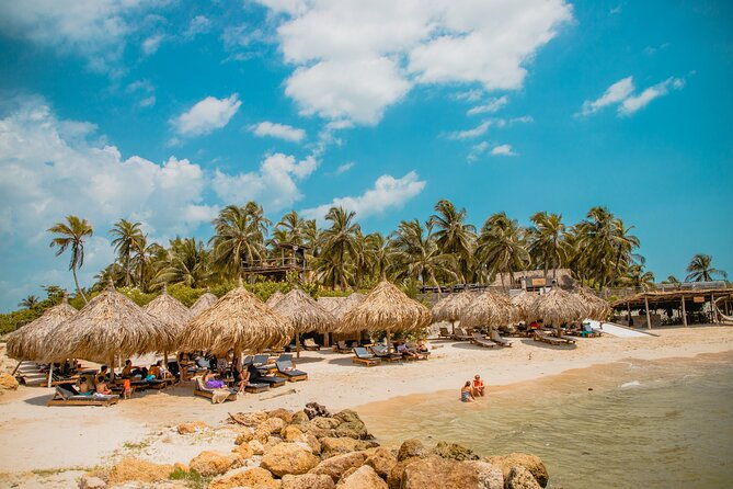full-day-tour-in-vista-mare-beach