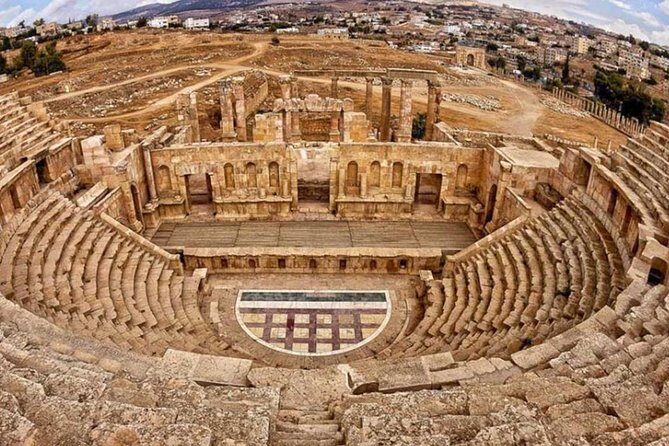 Full Day Tour : Jerash, Ajloun, Umm Qais - Exploring Umm Qais: Panoramic Views and Ancient Ruins