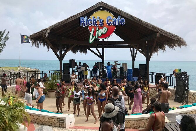 full-day-tour-of-negril-beach-margaritaville-ricks-cafe-live
