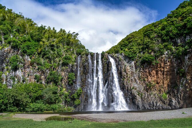 Full Day Tour of Reunion Island with Breakfast - Exploring the Details: What to Expect on This Full Day Tour