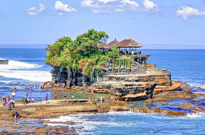 Full Day Tour of Tanah Lot Temple and Twin Lake Bali Tours - FAQs