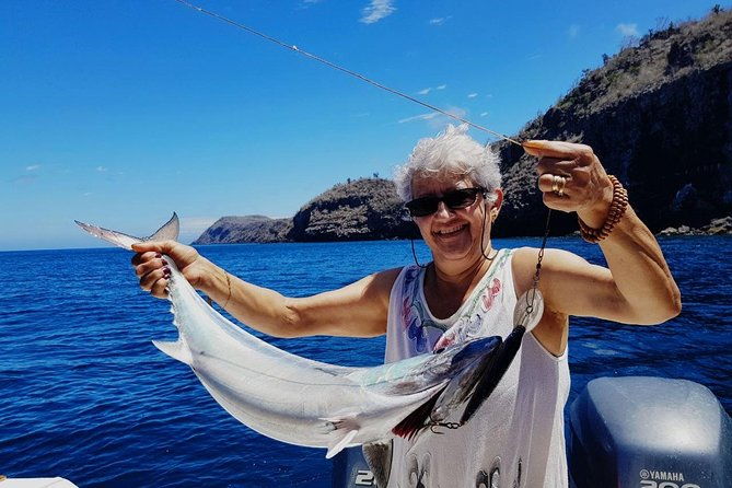 full-day-tour-pinzon-island-la-fe-las-palmas-snorkeling-fishing