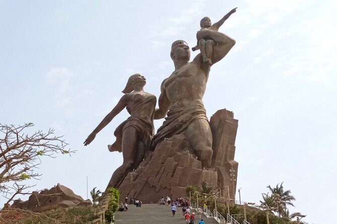 Full Day Tour : The highlights Of Dakar And Gorée Isla d - Key Points