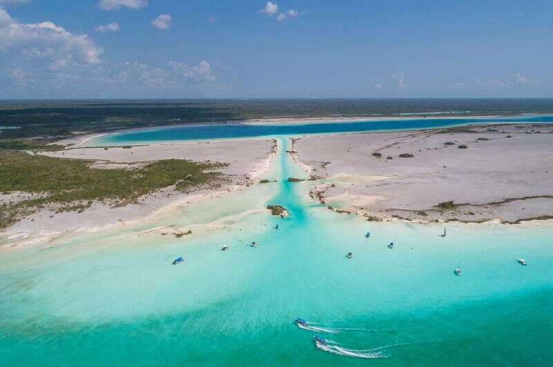 Full-Day Tour to 7 Colors Bacalar Lagoon with Lunch - Discovering the Magic of Bacalar Lagoon: A Full-Day Tour Review