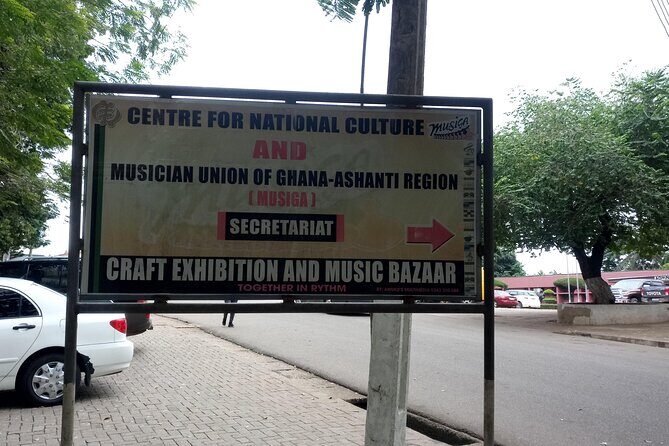 Full-Day Tour to Ashanti Region, Kumasi and Ghanaian History - An Introduction to the Kumasi Experience  
