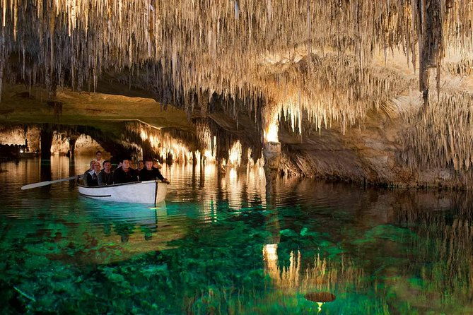 full-day-tour-to-caves-of-drach-and-hams-with-porto-cristo-and-pearl-factory