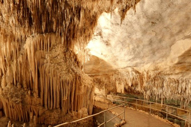 full-day-tour-to-drach-caves-and-portocristo-town