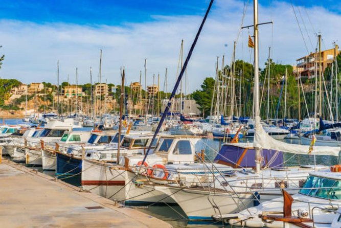 full-day-tour-to-drach-caves-and-portocristo-town