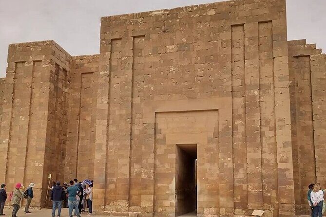 Full-Day Tour to Giza Pyramids, Memphis, and Sakkara - What makes this tour stand out?