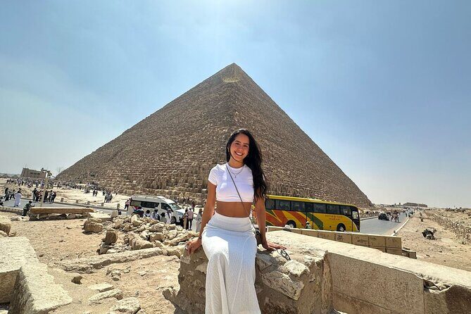 Full day Tour to Giza Pyramids, Sphinx and Saqqara - Key Points