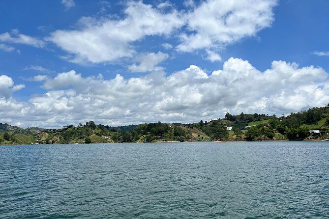 full-day-tour-to-guatape-with-pickup-breakfast-and-lunch