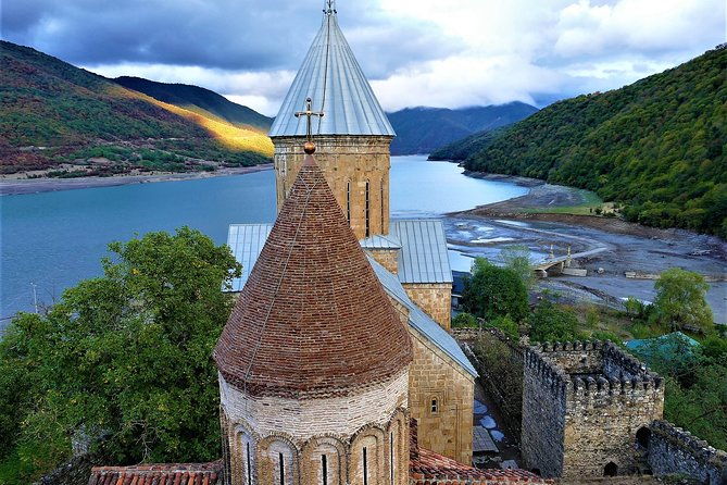 full-day-tour-to-kazbegi