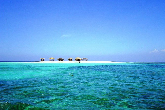 full-day-tour-to-punta-rucia-and-cayo-arena-with-snorkeling