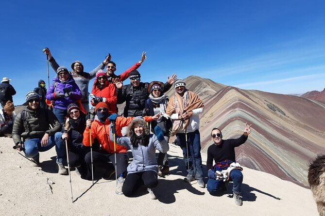 full-day-tour-to-rainbow-mountain-group-visit