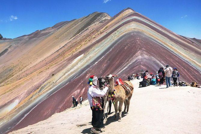 full-day-tour-to-rainbow-mountain-group-visit
