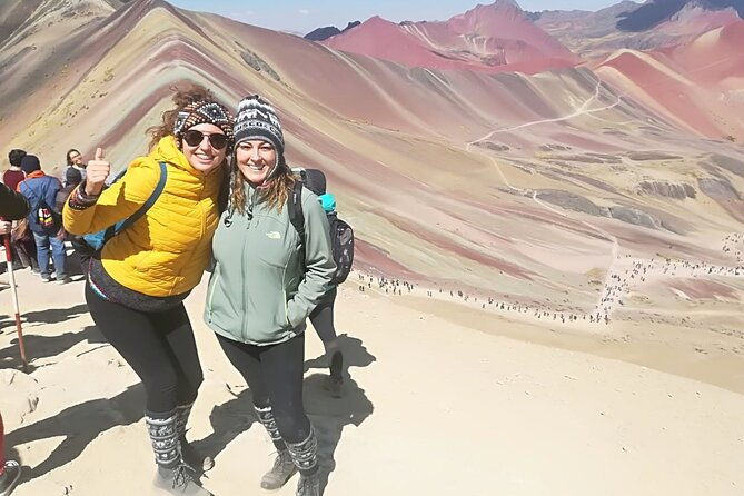 full-day-tour-to-rainbow-mountain-group-visit