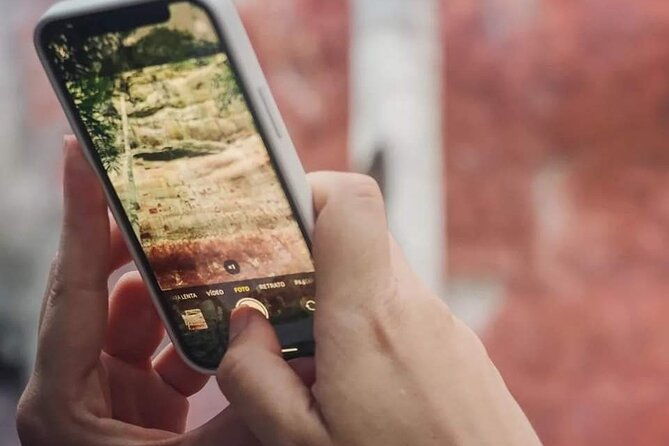 full-day-tour-to-rock-paintings-in-cerro-azul-guaviare