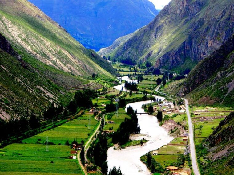 full-day-tour-to-sacred-valley-and-maras-buffet-in-cusco
