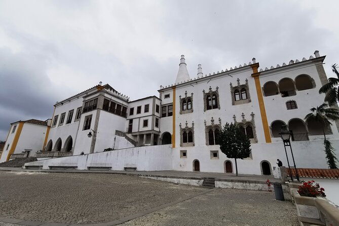 full-day-tour-to-sintra-and-4-palaces-included