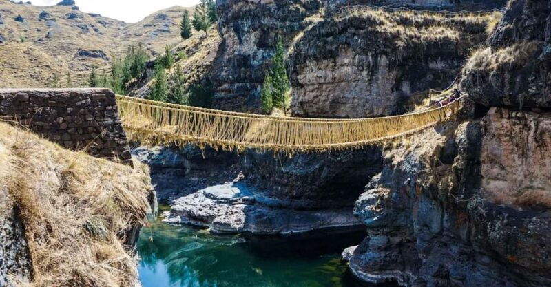 full-day-tour-to-the-inca-bridge-of-qeswachaka-2