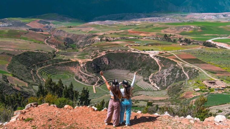 full-day-tour-to-the-sacred-valley-and-marasbuffet-in-cusco