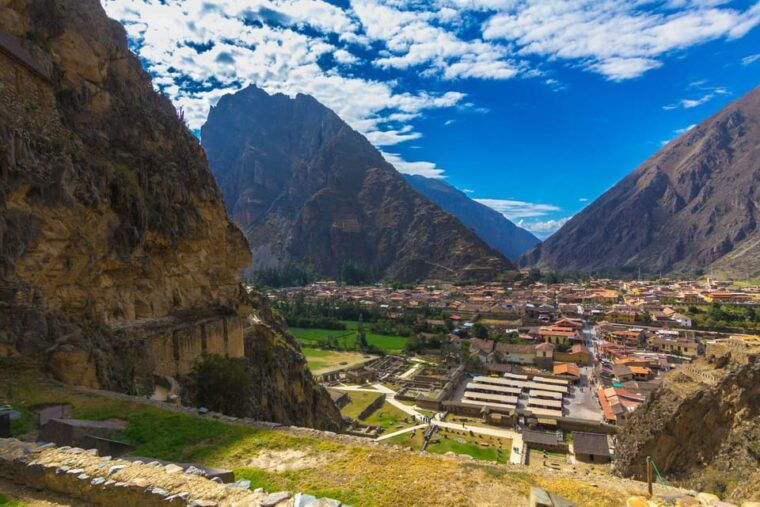 full-day-tour-to-the-sacred-valley-and-marasbuffet-in-cusco