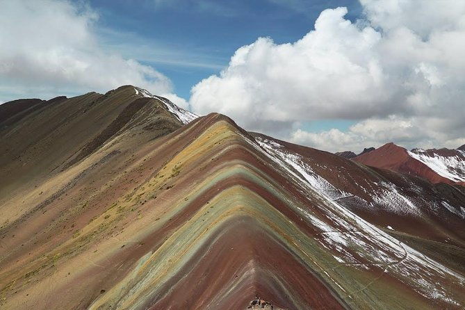 full-day-trek-to-rainbow-mountain-from-cusco