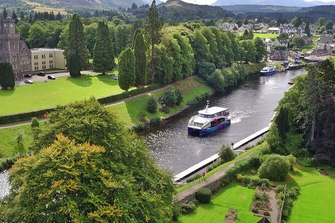 full-day-trip-loch-ness-glencoe-the-highlands-from-edinburgh