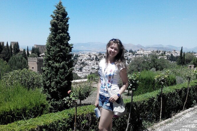 full-day-trip-to-granada-from-malaga-with-private-guide