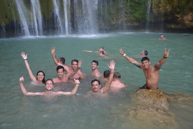 full-day-trip-to-limon-waterfall-and-bacardi-island