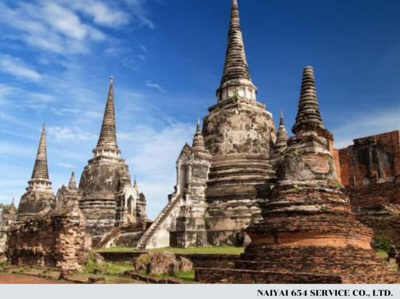 Full-day van charter to Ayutthaya and the Floating Market - How the Tour Works: An Overview