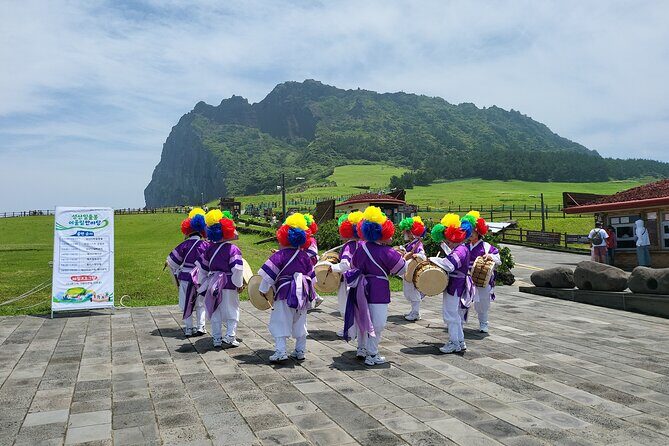 Full-Day Visiting Jeju Island Private Tour with Lunch in jeju - Key Points