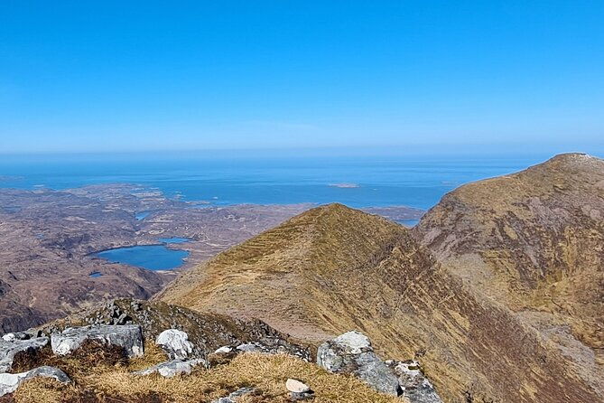 full-day-walking-and-hiking-adventure-in-quinag-mountain-range