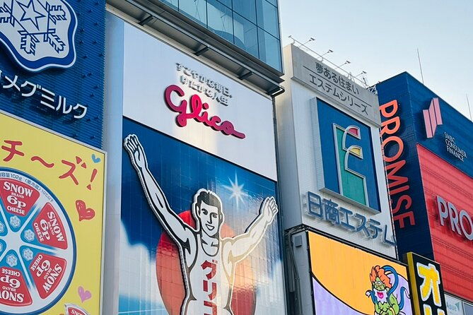 full-day-walking-tour-in-osaka-castle-temples-and-ukiyoe