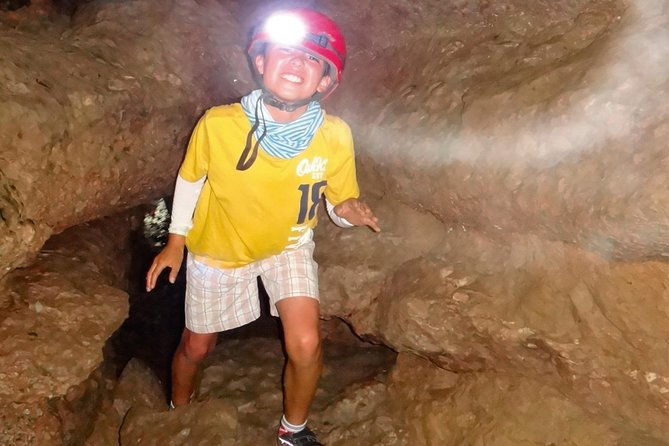 full-day-waterfalls-and-caverns-tour