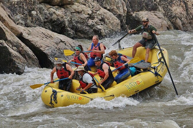 full-day-whitewater-rafting-tour-on-the-salmon-river-2