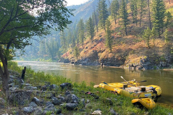 full-day-whitewater-rafting-tour-on-the-salmon-river
