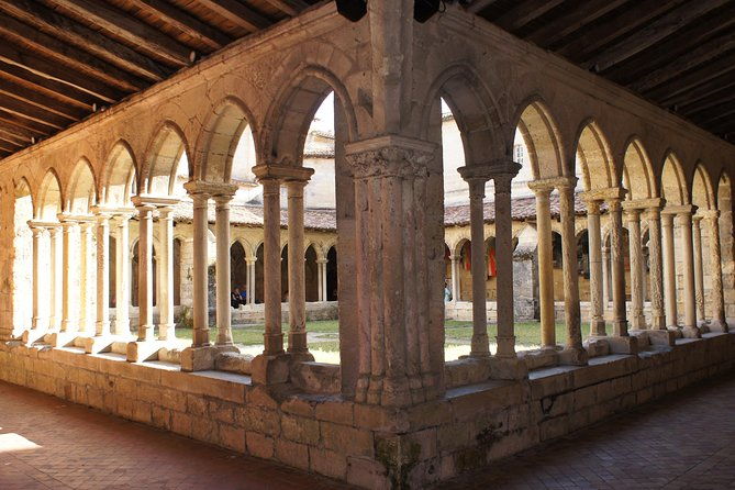 full-day-wine-tour-in-saint-emilion-premium-sedan