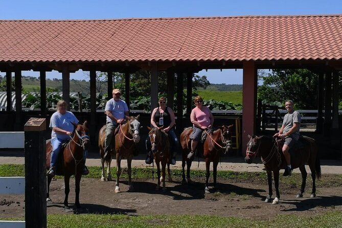 full-day-with-canopy-horse-back-riding-and-cultural-arenal-visit-from-san-jose