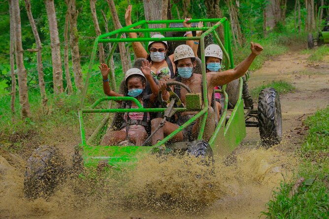 full-pack-buggies-horses-zip-line-food-in-punta-cana